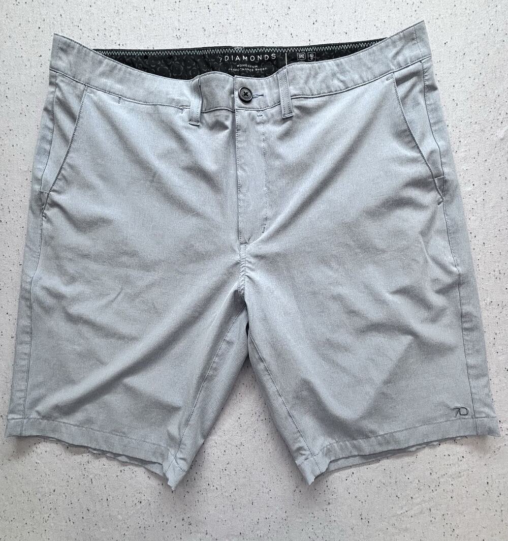 7 Diamonds Momentum Performance Shorts 36 Gray Blue Plaid Golf Hybrid $69